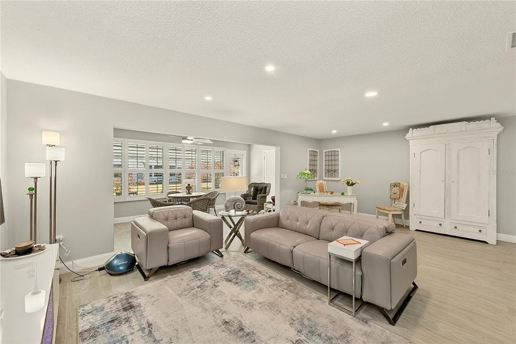 3018 59TH STREET S 112 photo 16
