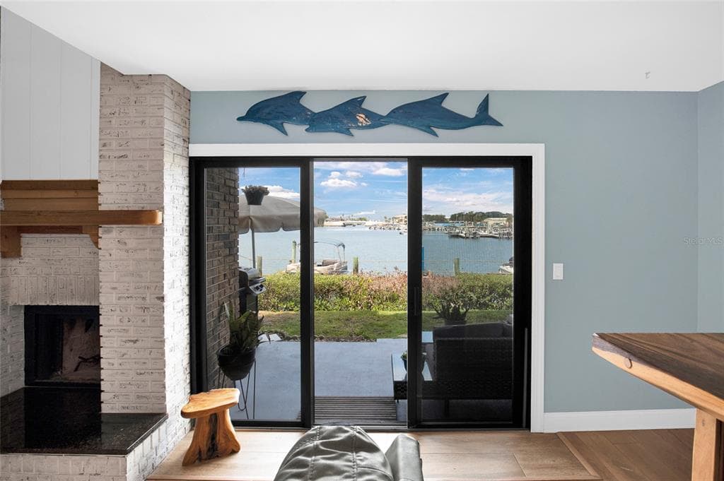 121 LAGOON COURT photo 23