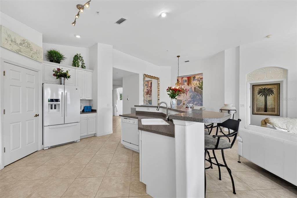 3336 SUNSET KEY CIRCLE D photo 19