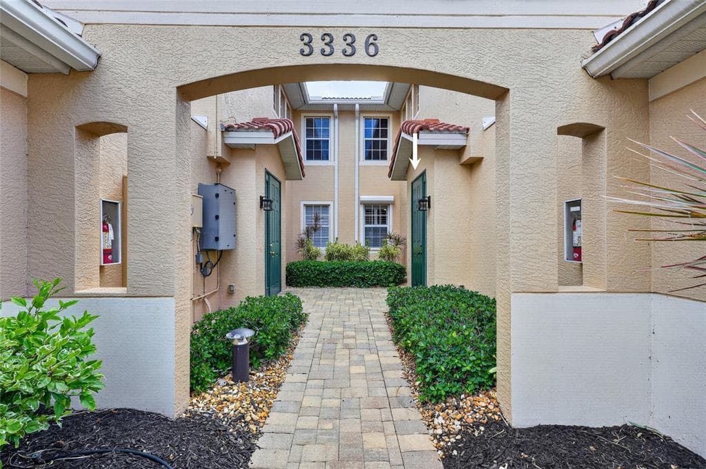3336 SUNSET KEY CIRCLE D photo 4