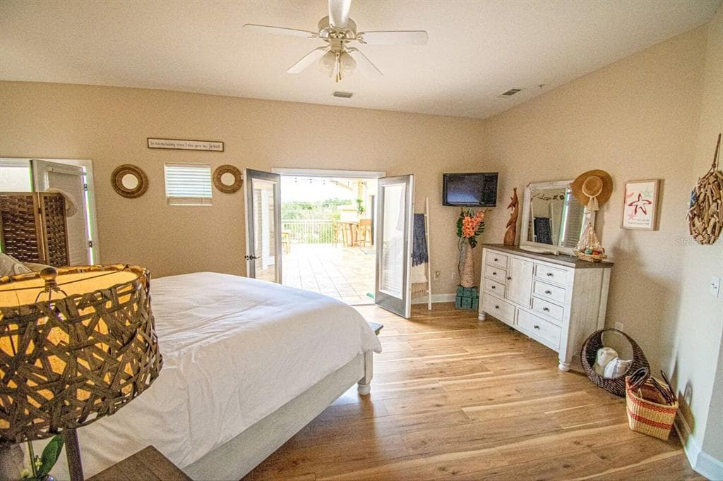 200 BELLA HARBOR COURT 113 photo 12