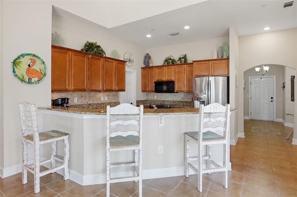 200 BELLA HARBOR COURT 113 photo 4
