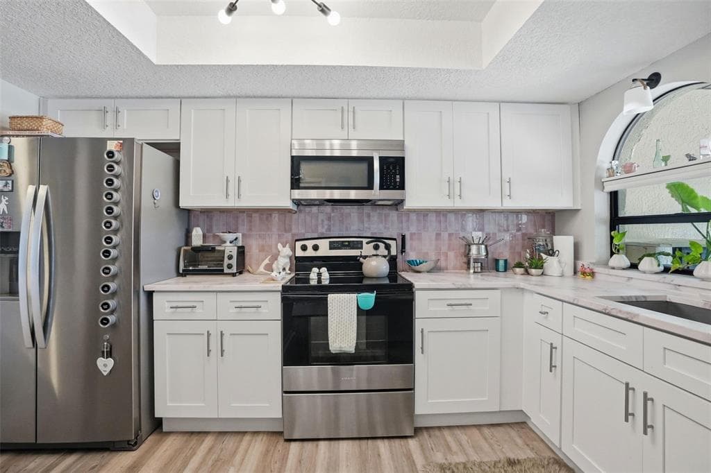 9143 LINGROVE ROAD photo 10