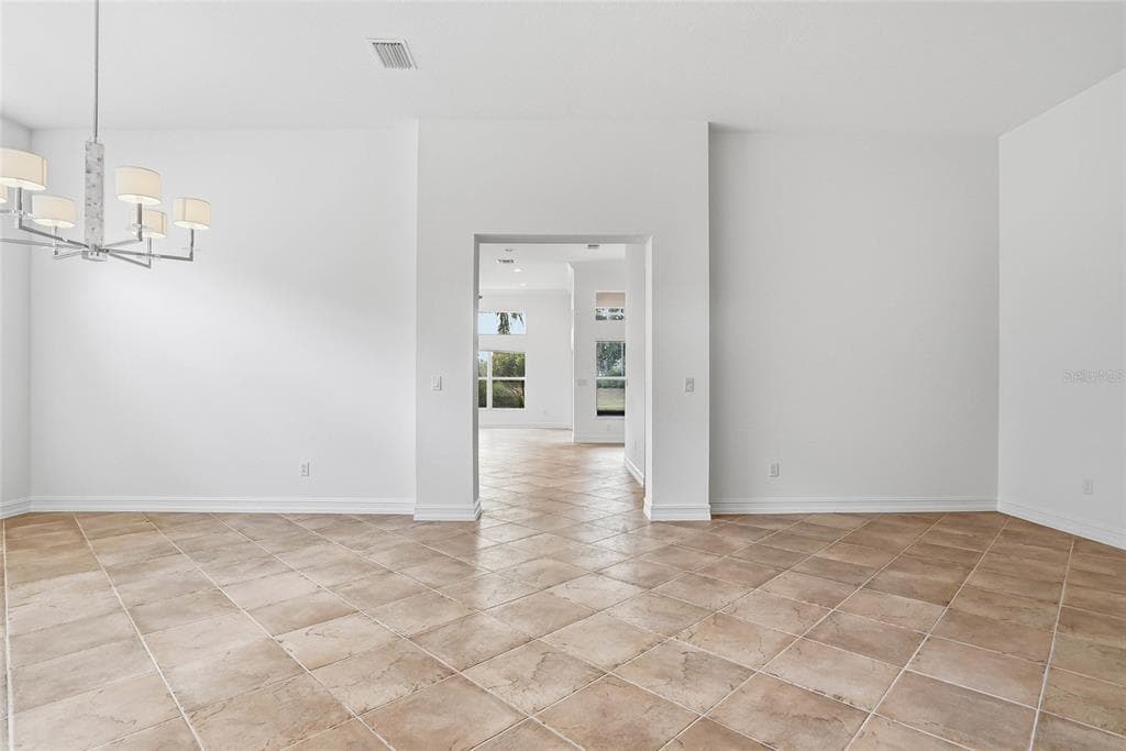 5042 SANDY BROOK CIRCLE photo 17