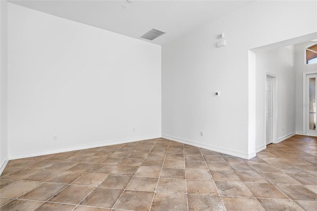 5042 SANDY BROOK CIRCLE photo 20