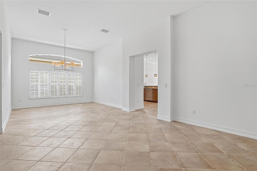 5042 SANDY BROOK CIRCLE photo 14
