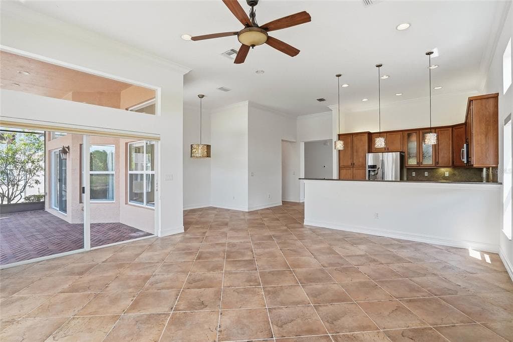 5042 SANDY BROOK CIRCLE photo 25