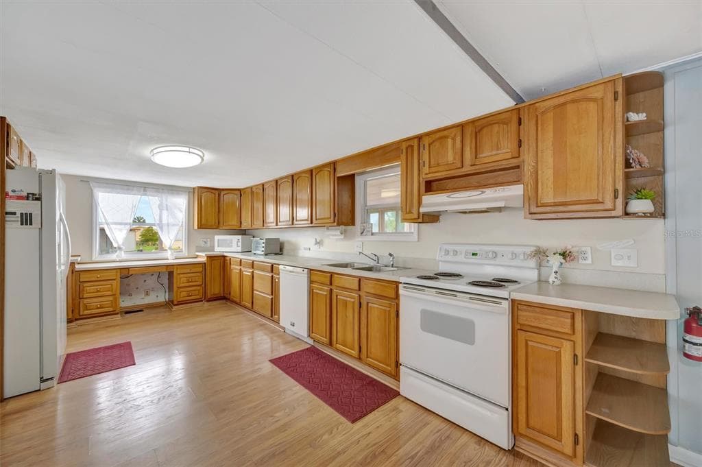 162 S SAINT THOMAS CIRCLE photo 12