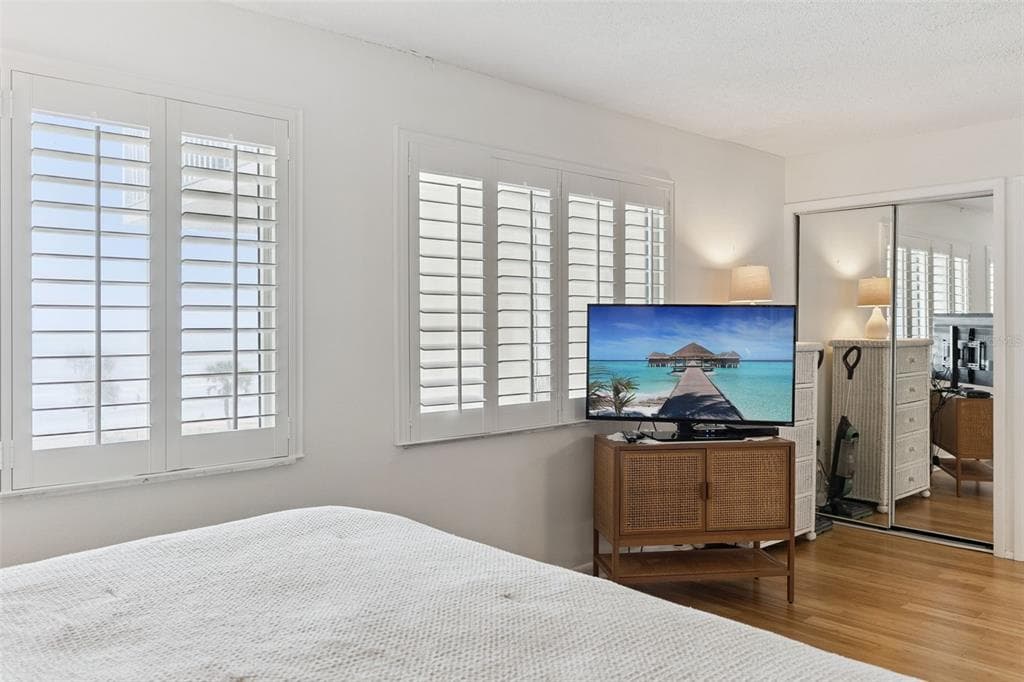935 OCEAN SHORE BOULEVARD 3020 photo 24