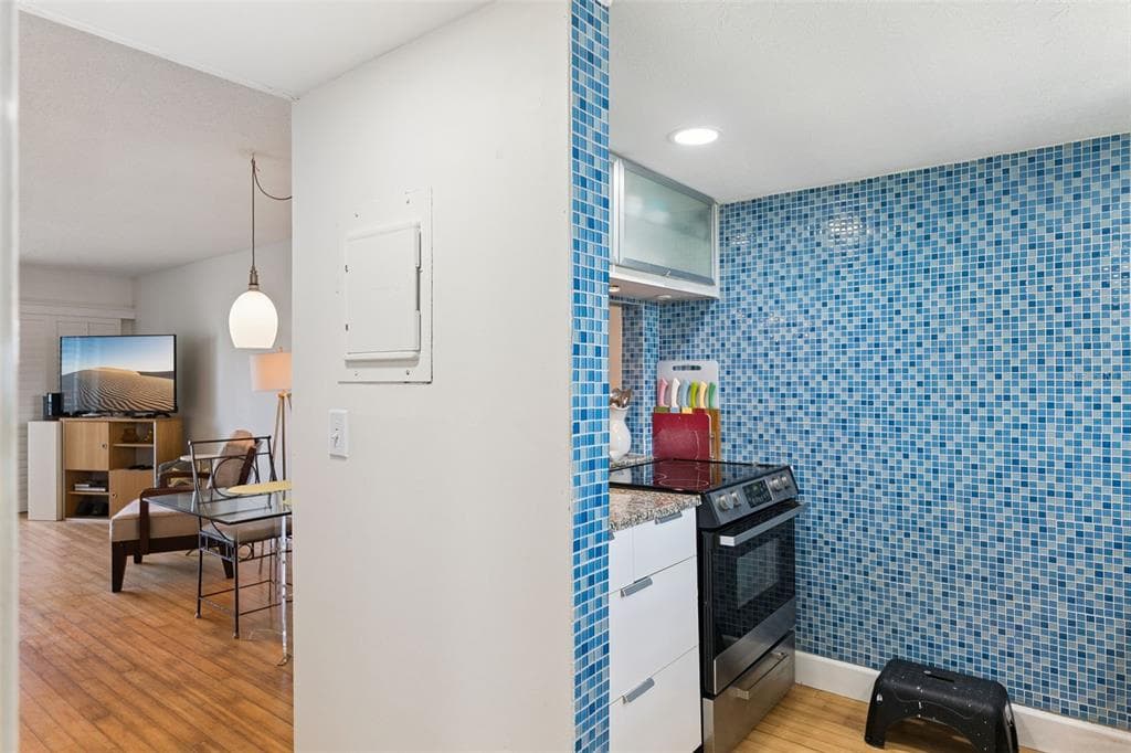 935 OCEAN SHORE BOULEVARD 3020 photo 15