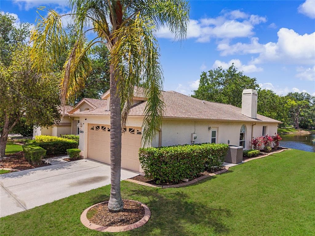 5657 29TH STREET CIRCLE E photo 2