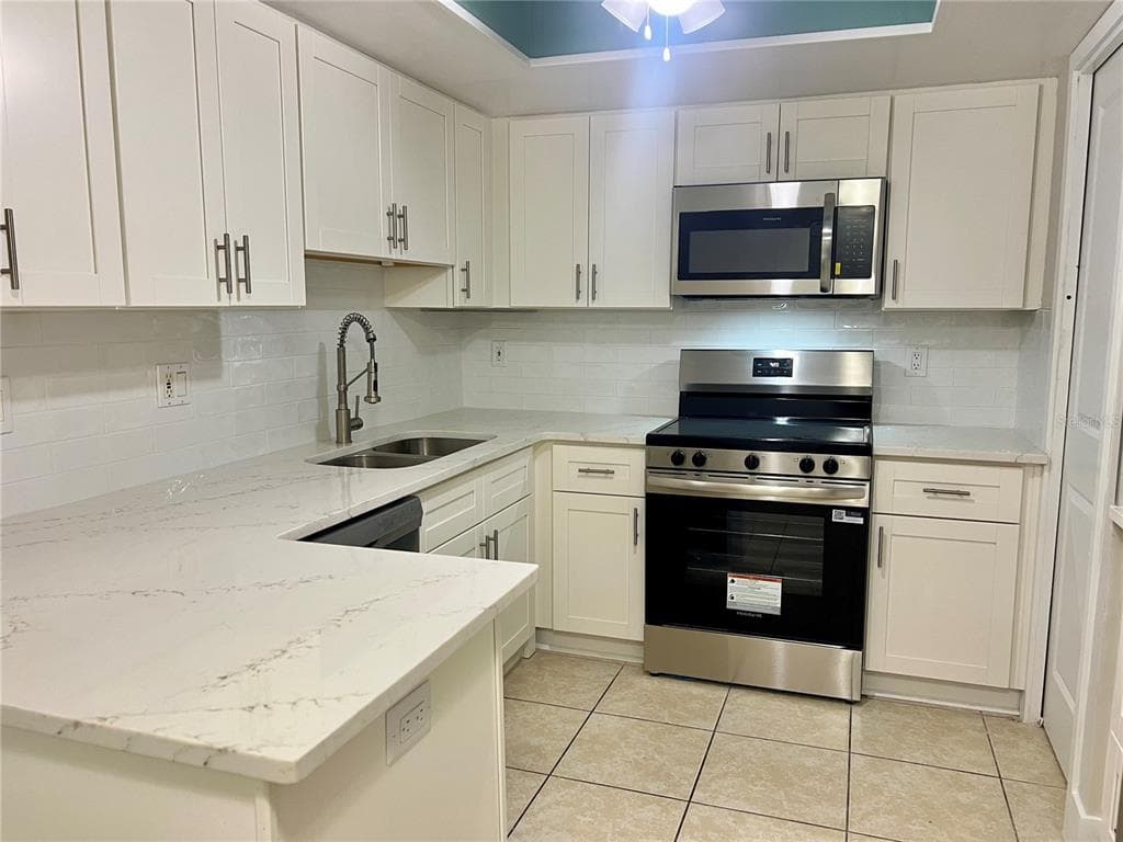 632 EDGEWATER DRIVE 139 photo 7