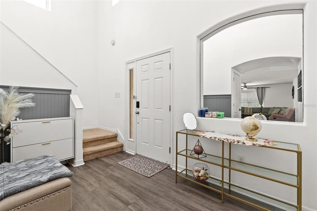 12607 CHENWOOD AVENUE photo 4