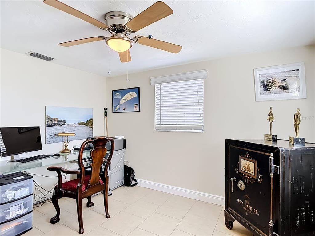 4237 HEADSAIL DRIVE photo 23