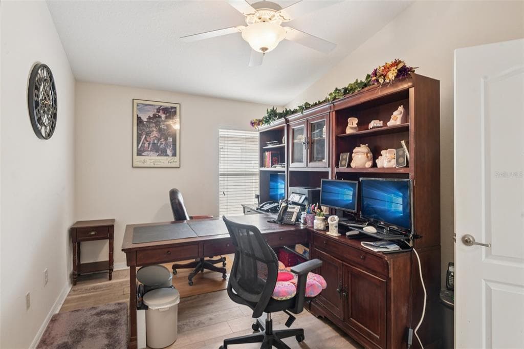 13908 CHALK HILL PLACE photo 20