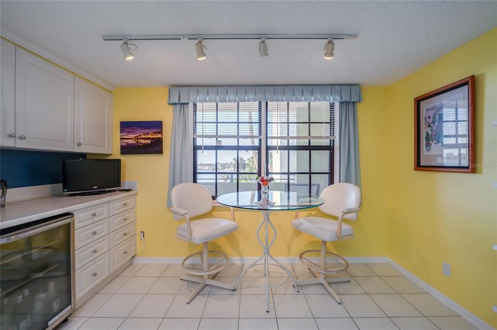 731 MARINA POINT DRIVE 731 photo 11