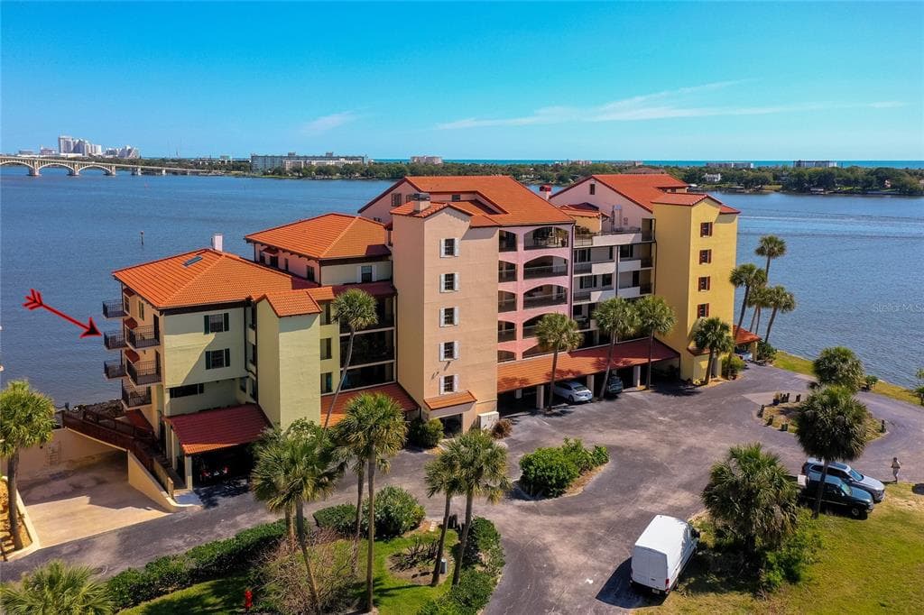 731 MARINA POINT DRIVE 731 photo 4