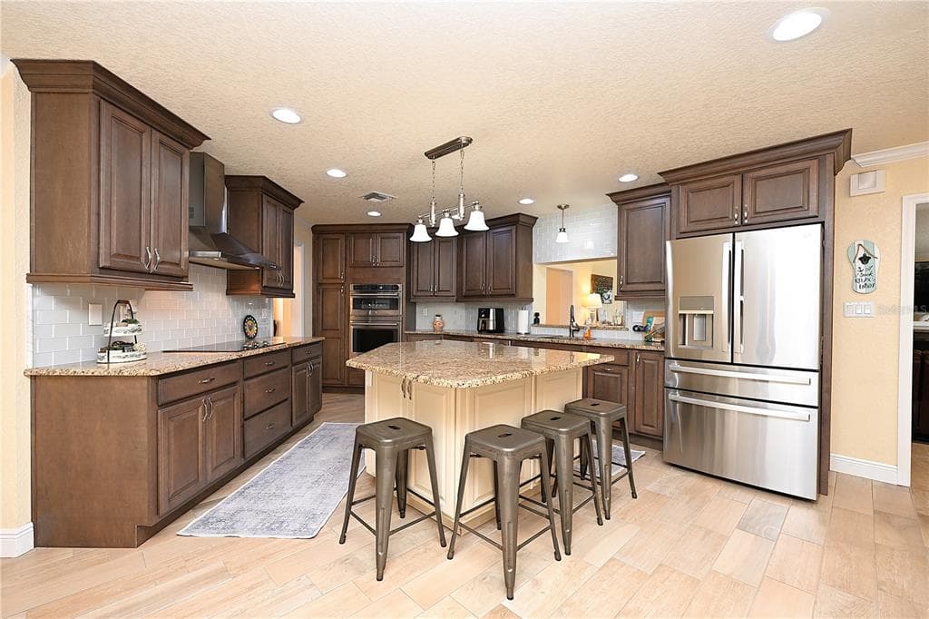 2240 LAKE ARIANA BOULEVARD photo 7