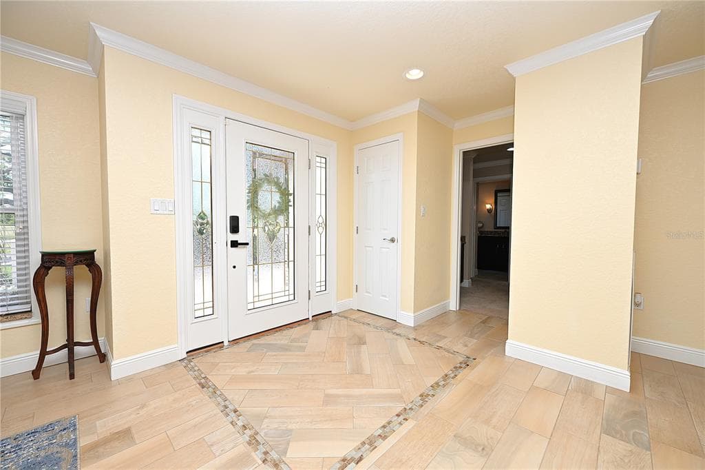 2240 LAKE ARIANA BOULEVARD photo 3