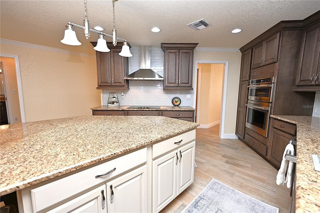 2240 LAKE ARIANA BOULEVARD photo 10