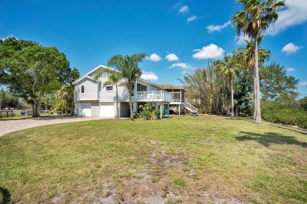 3858 SHORE BOULEVARD photo 5