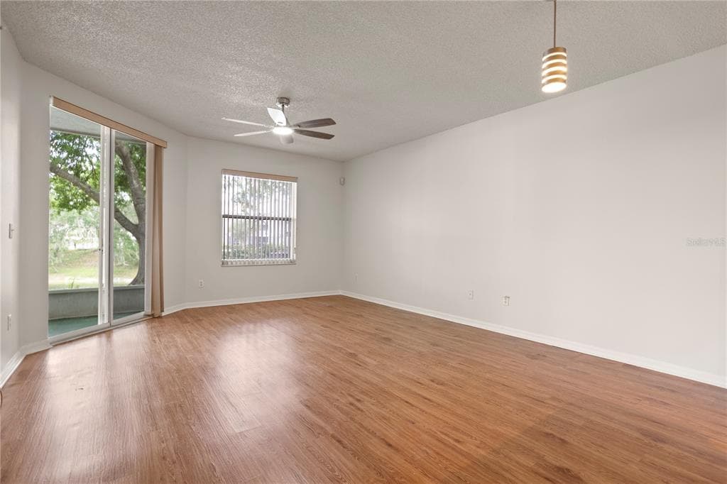 580 CRANES WAY 152 photo 8