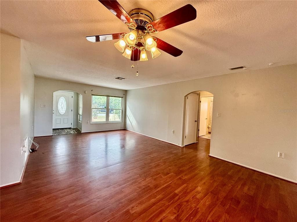 7607 VIENNA LANE photo 18