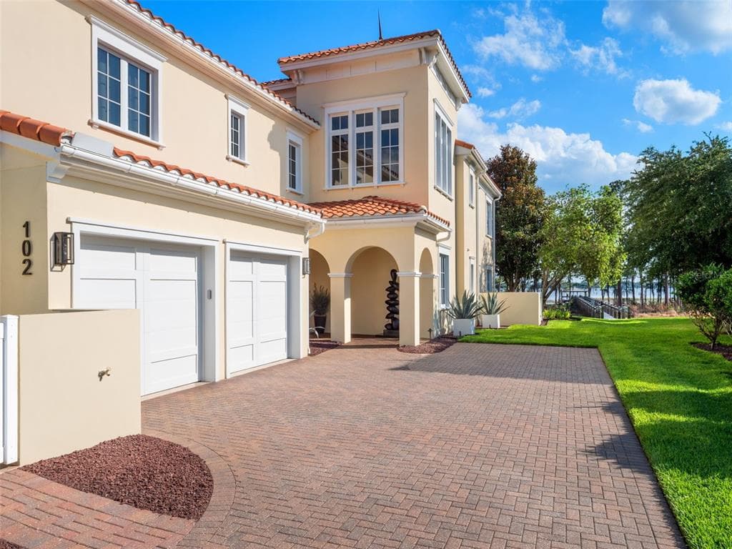 10355 KENSINGTON SHORE DRIVE I-102 photo 4