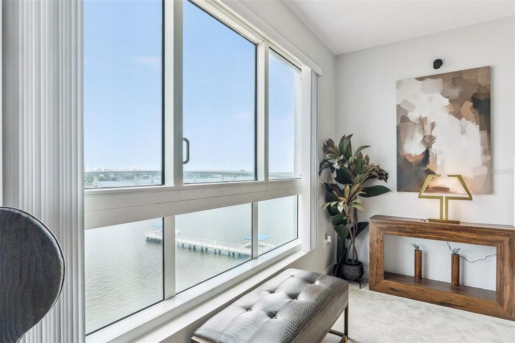 231 RIVERSIDE DRIVE 702-1 photo 6