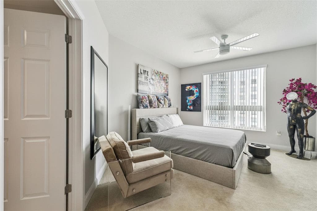 231 RIVERSIDE DRIVE 702-1 photo 11