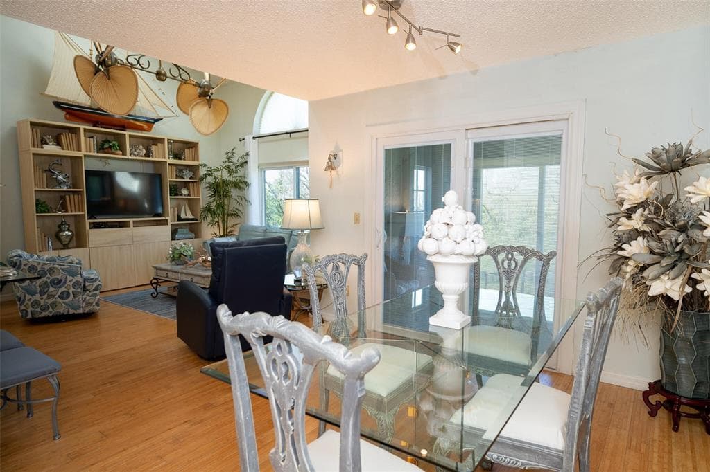 1757 WINDSONG CIRCLE photo 13