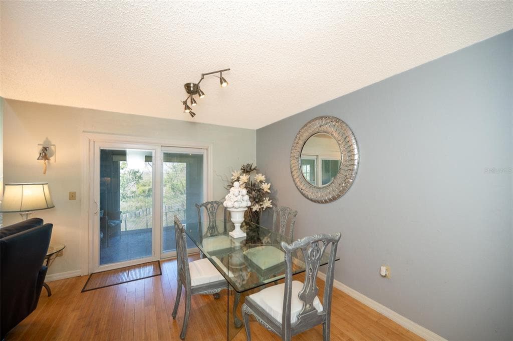 1757 WINDSONG CIRCLE photo 20