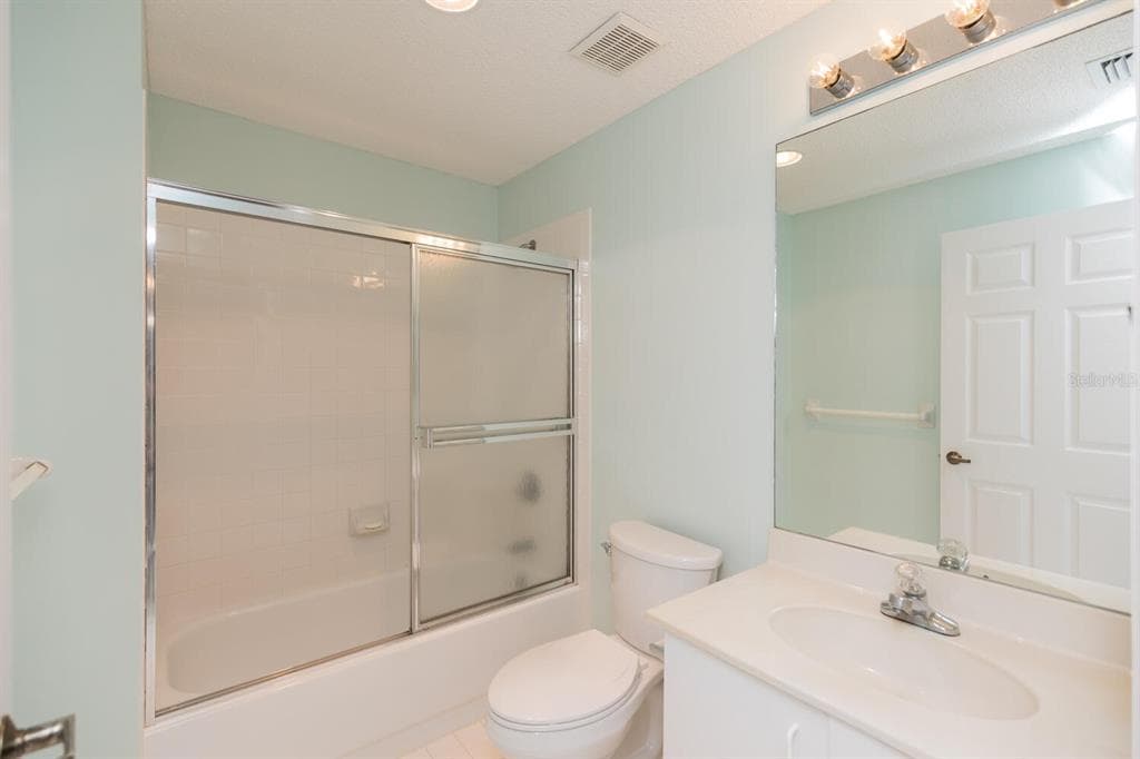 104 SURFVIEW DRIVE 1406 photo 10