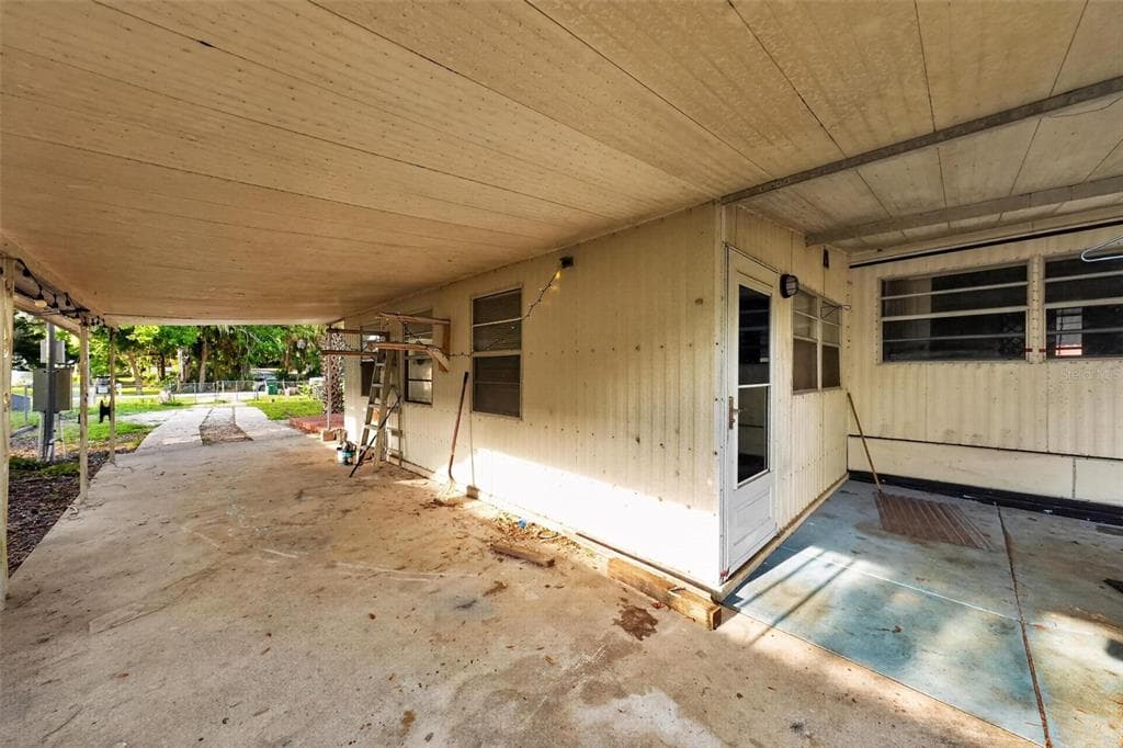 138 INDIAN CREEK ROAD photo 12