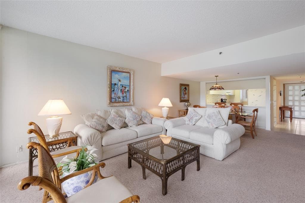 1095 GULF OF MEXICO DRIVE 102 photo 9