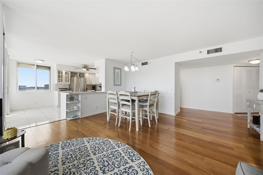 6322 PALMA DEL MAR BOULEVARD S 606 photo 9