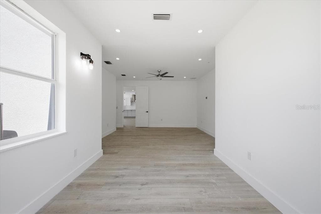 15408 MELPORT CIR photo 19