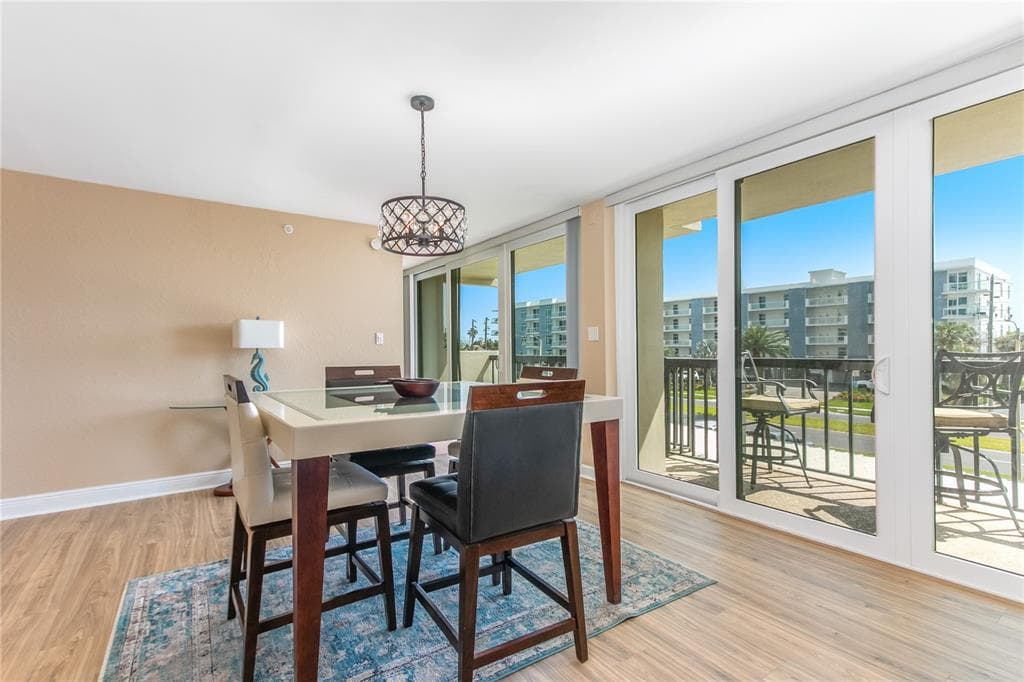 400 ISLAND WAY 212 photo 7