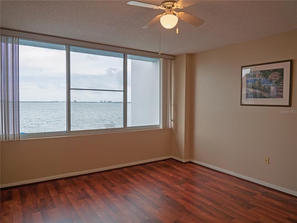 5155 ISLA KEY BOULEVARD S 307 photo 19