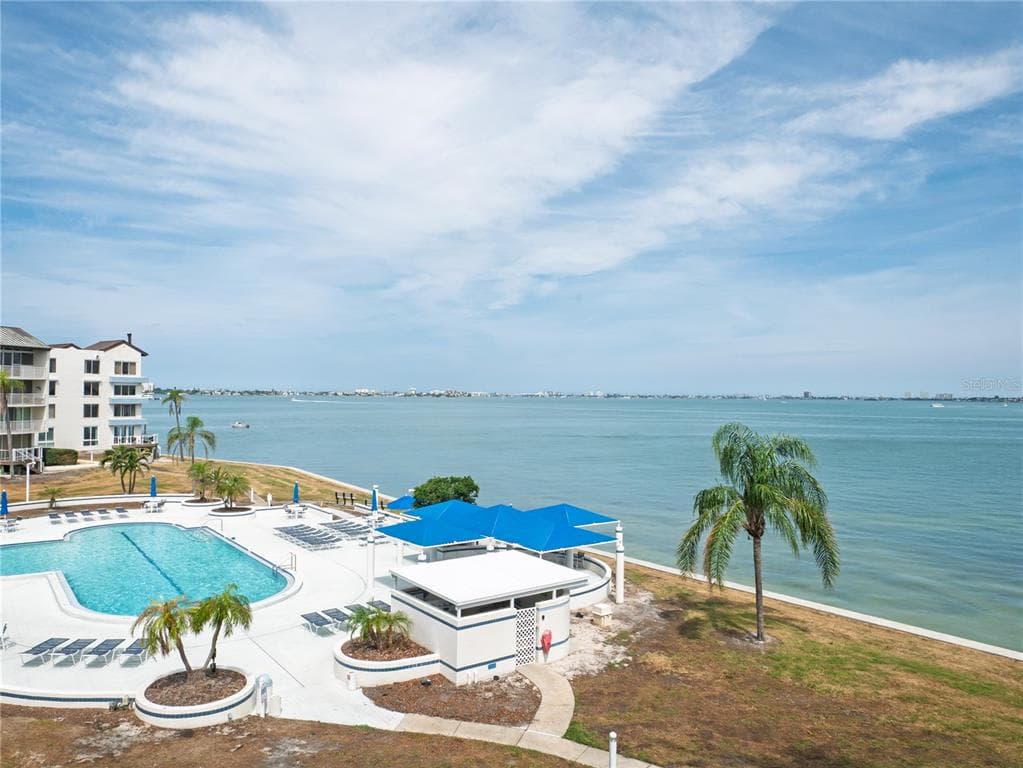 5155 ISLA KEY BOULEVARD S 307 photo 4