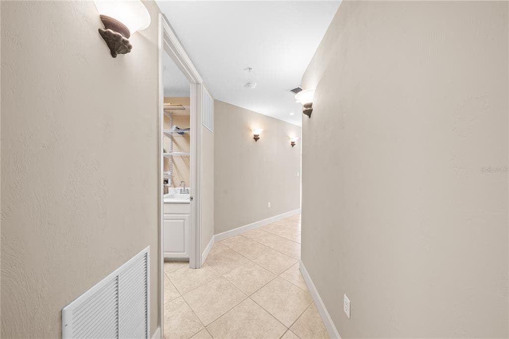 2855 S ATLANTIC AVENUE 201 photo 25