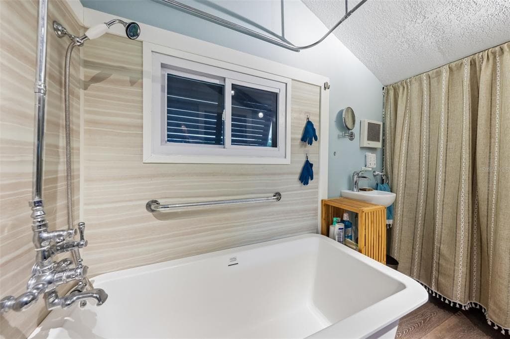 24521 SNAIL ROAD photo 19