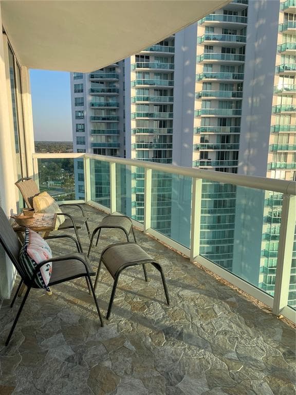 231 RIVERSIDE DRIVE 1504-1 photo 16