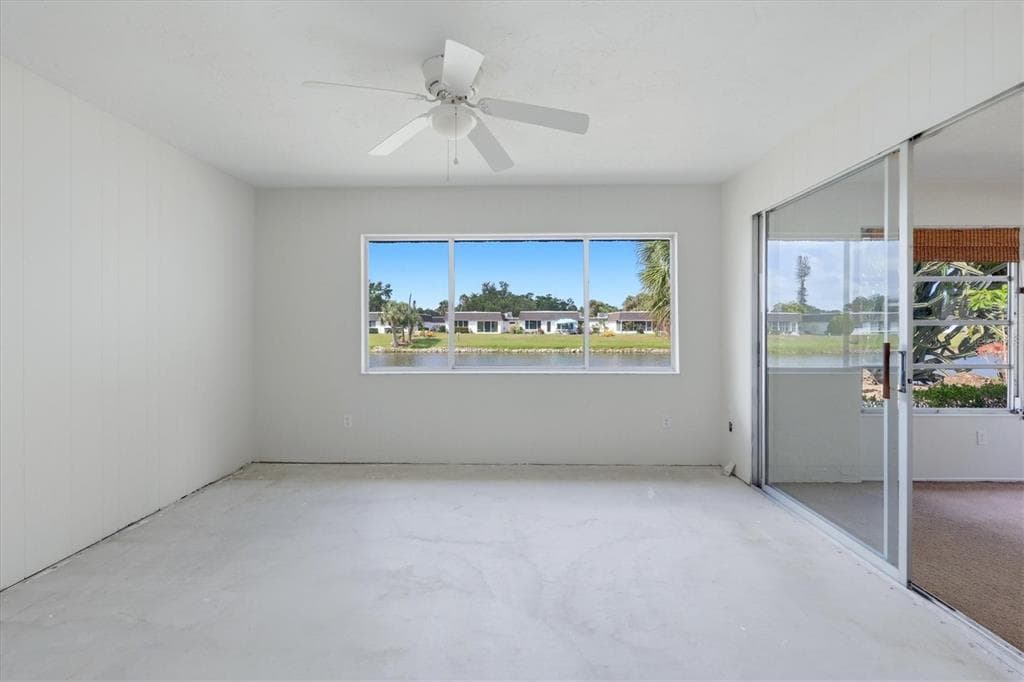 3960 LAKESIDE ROAD 156 photo 23