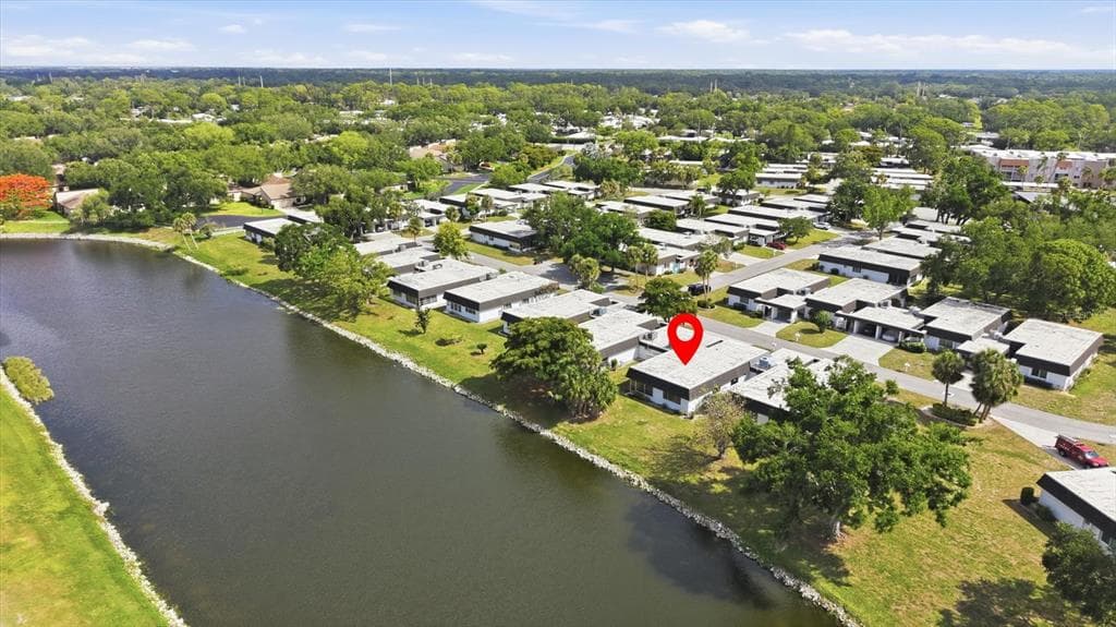 3960 LAKESIDE ROAD 156 photo 2