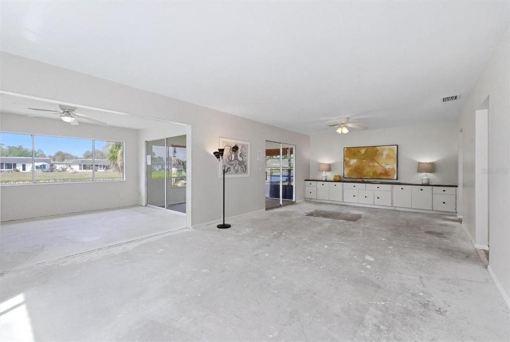 3960 LAKESIDE ROAD 156 photo 22