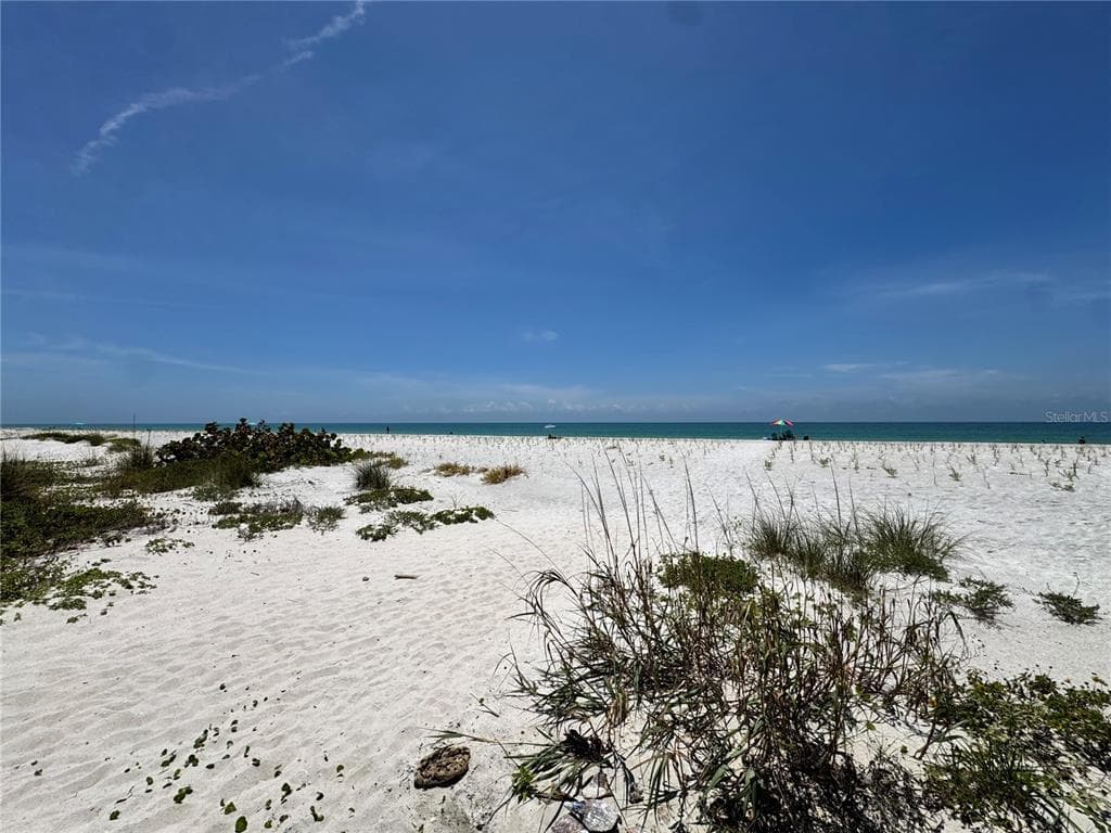 18838 GULF BOULEVARD 202 photo 8