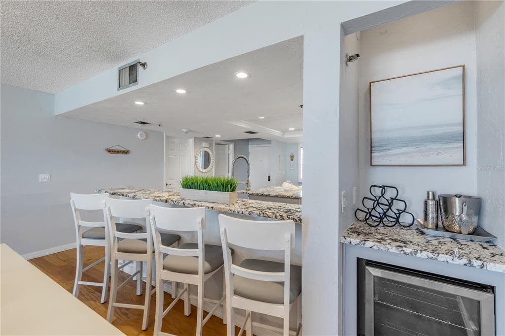 257 MINORCA BEACH WAY 103 photo 16
