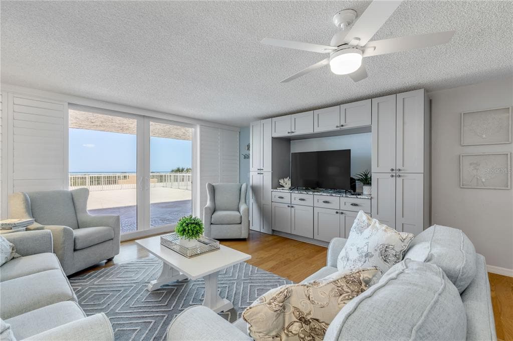 257 MINORCA BEACH WAY 103 photo 18