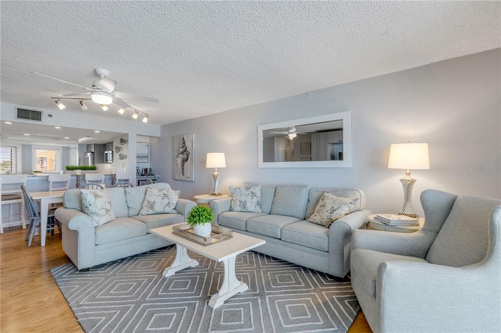 257 MINORCA BEACH WAY 103 photo 21